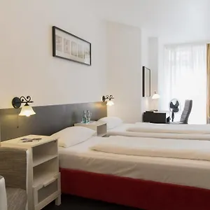 3* Aparthotel Vega